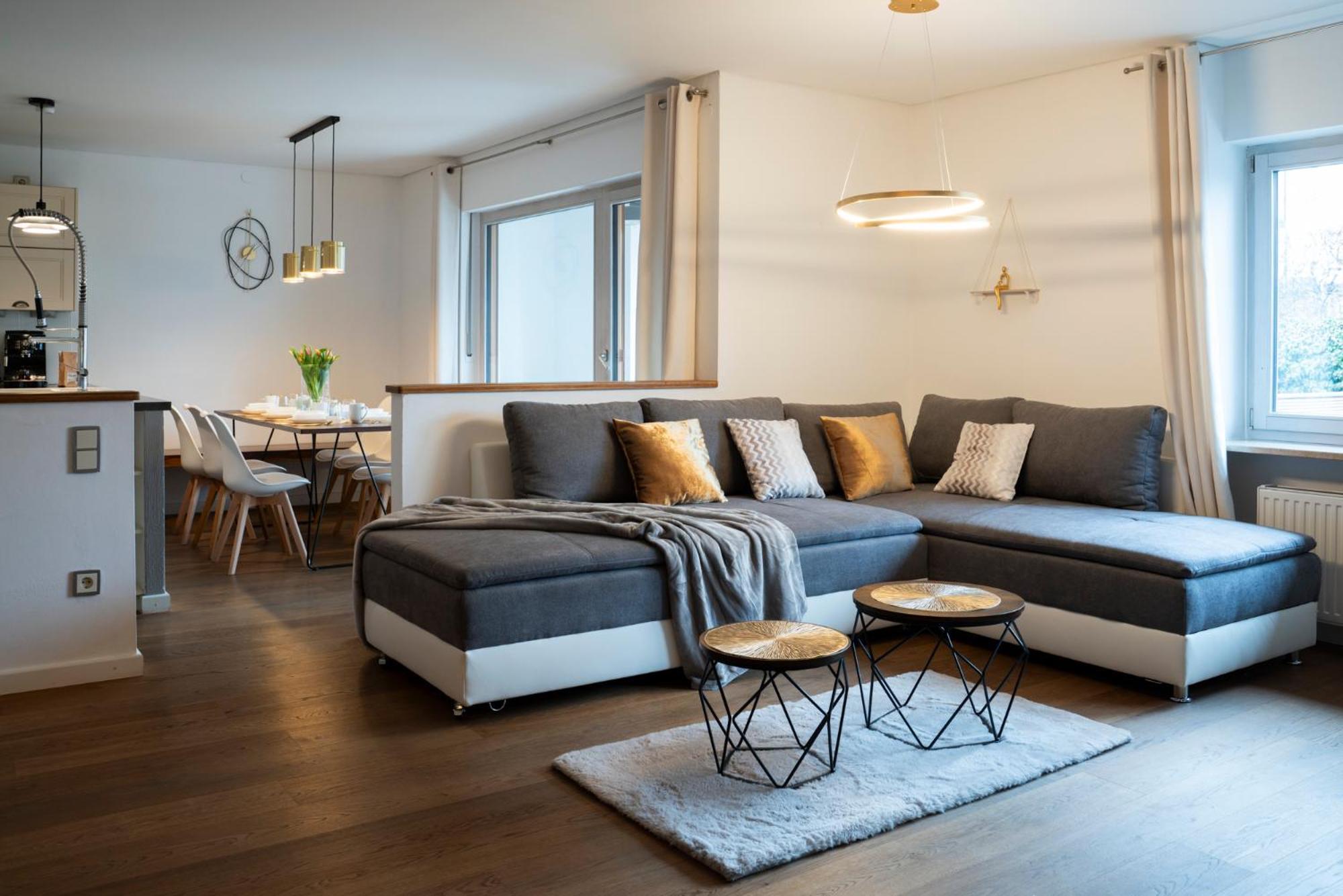 Ferienwohnung 130M2 Loft - Balkon, Smart Tv, Badewanne, Kaffee Rosenheim Exterior foto