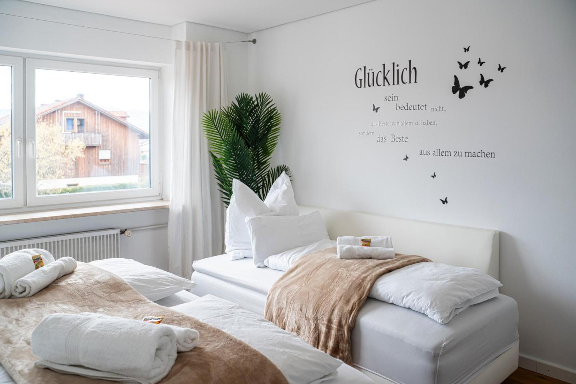 Ferienwohnung 130M2 Loft - Balkon, Smart Tv, Badewanne, Kaffee Rosenheim Exterior foto