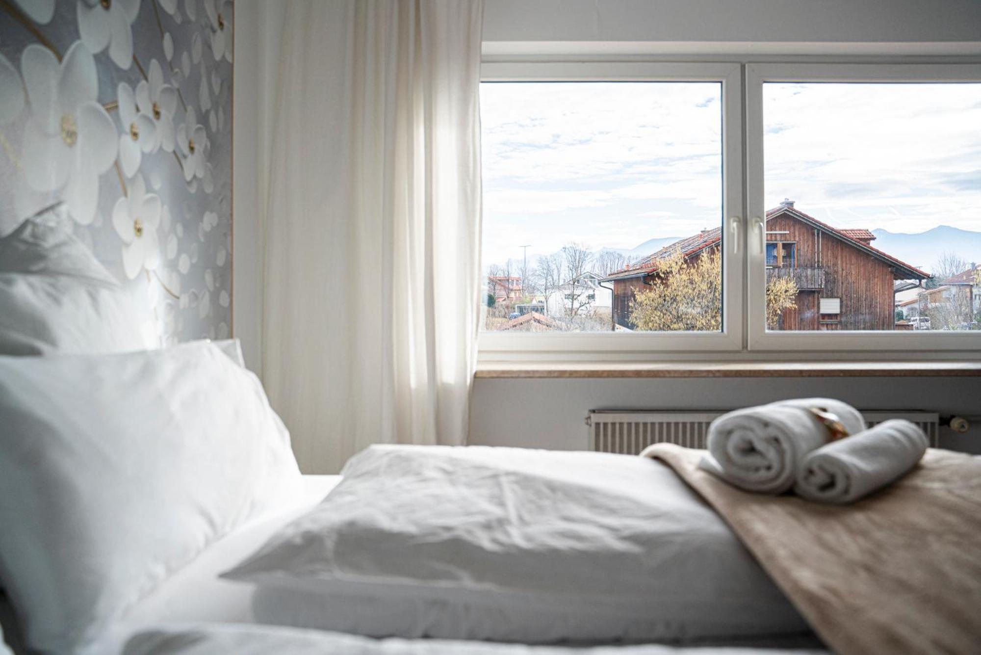 Ferienwohnung 130M2 Loft - Balkon, Smart Tv, Badewanne, Kaffee Rosenheim Exterior foto