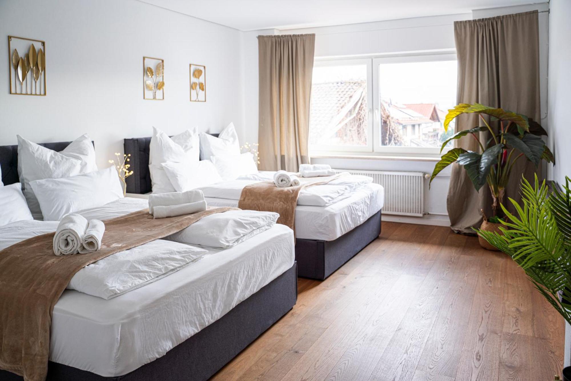 Ferienwohnung 130M2 Loft - Balkon, Smart Tv, Badewanne, Kaffee Rosenheim Exterior foto