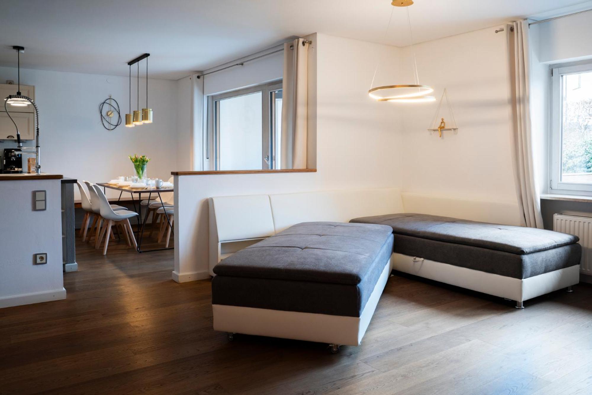 Ferienwohnung 130M2 Loft - Balkon, Smart Tv, Badewanne, Kaffee Rosenheim Exterior foto