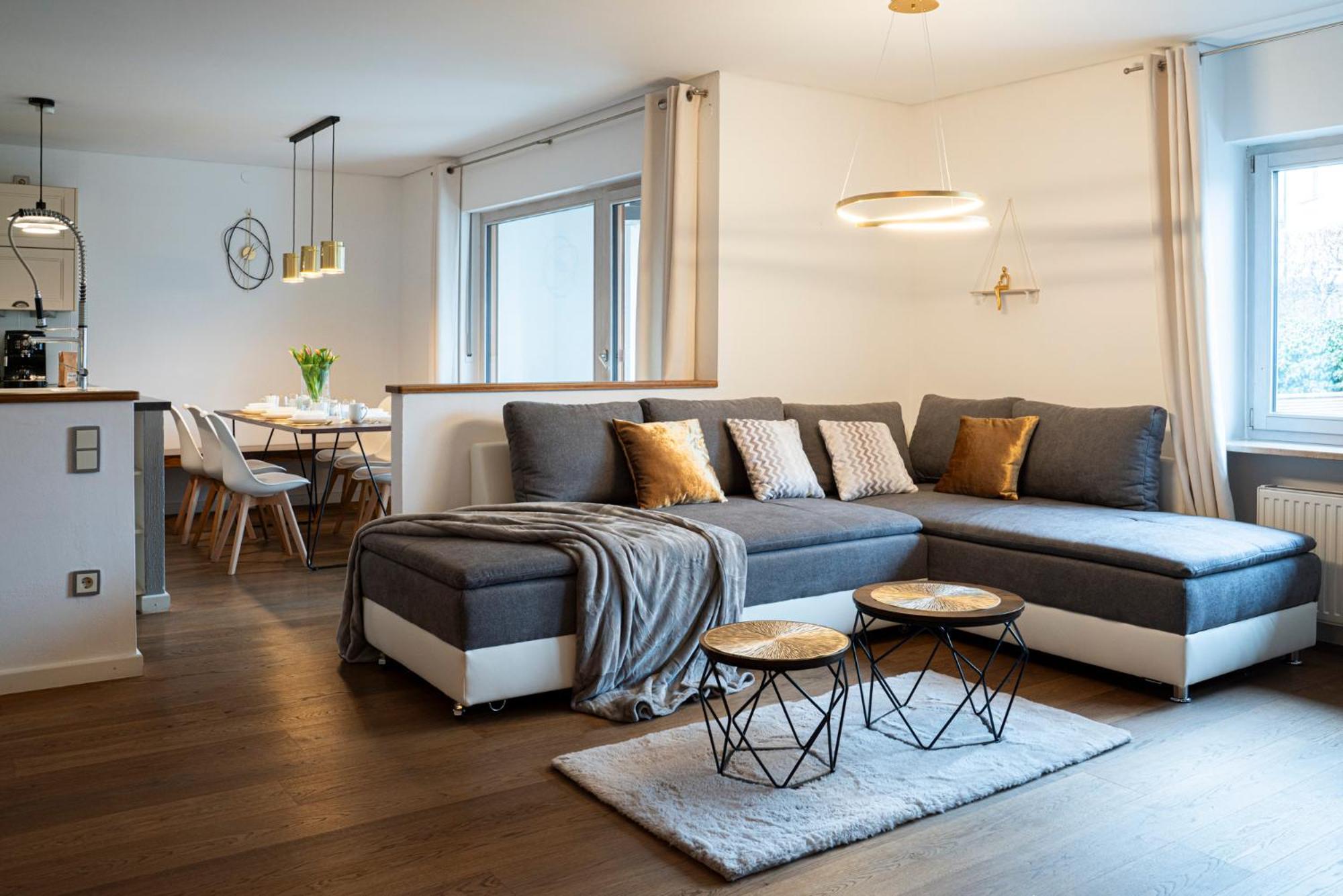 Ferienwohnung 130M2 Loft - Balkon, Smart Tv, Badewanne, Kaffee Rosenheim Exterior foto